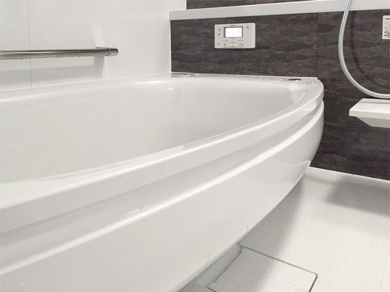 人造大理石の浴槽.jpg