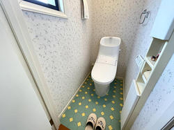 トイレ 床|匠工房のスタッフブログ