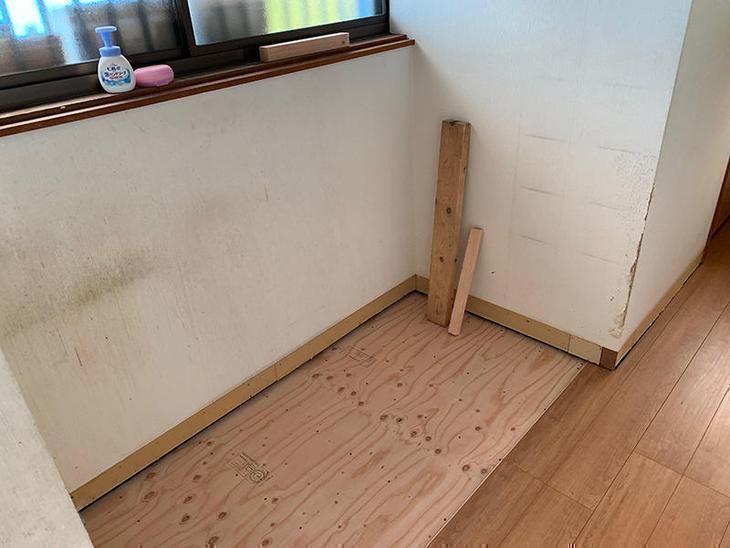 大工さんに新しく廊下を作ってもらいました。担当：亀田・中島凌太