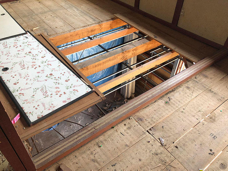 2階の和室の床をとって吹き抜けにします！担当：山中・馬渕