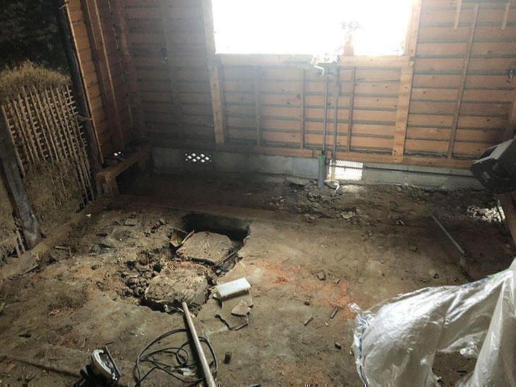 キッチンの解体ができました！このあと床を組んだり、壁下地をしたりします！担当：高田・山尾