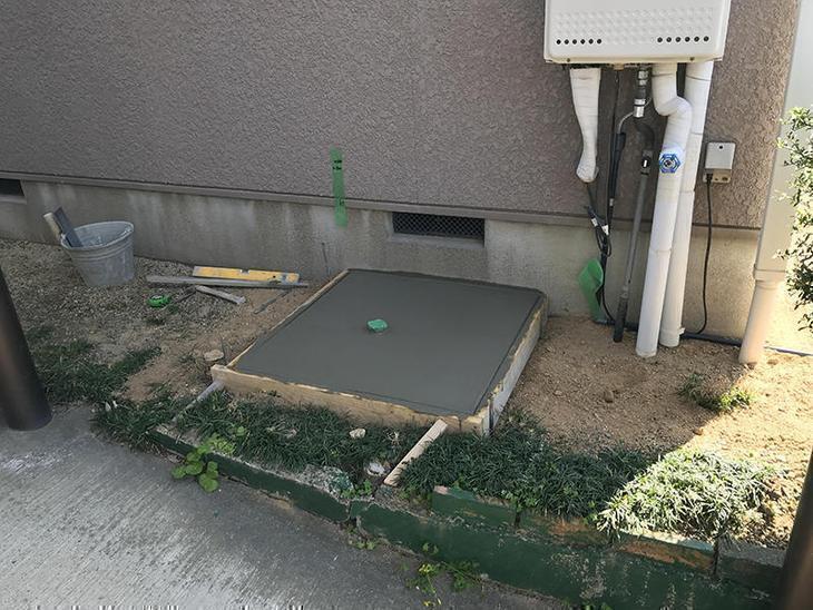 エコキュートの架台を打ちが終わりました！担当：山尾・吉田