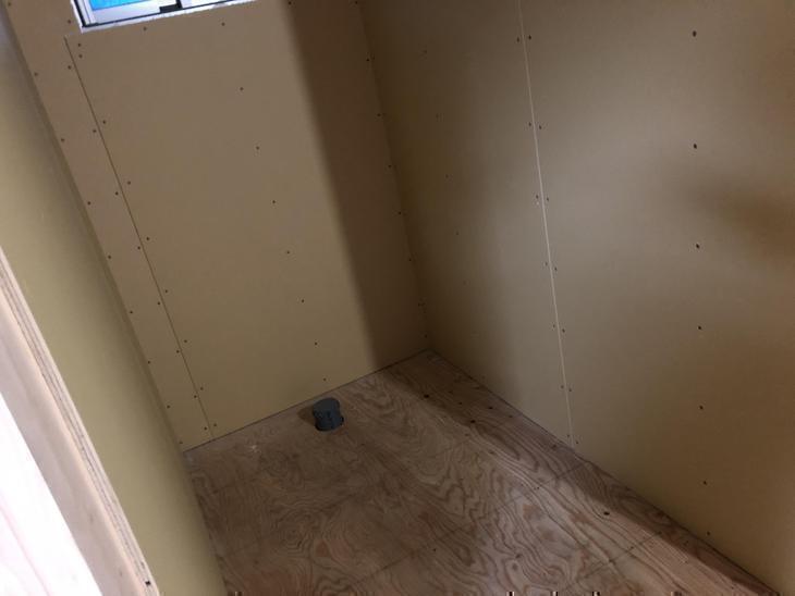 トイレのボード貼りが完了しました！次は内装工事に入っていきます！担当：古屋・白井