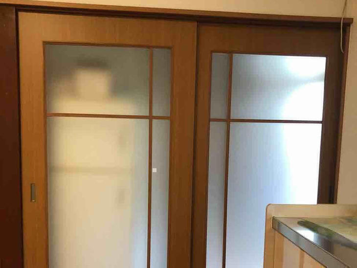 木製の建具を特寸で作りました！これで外からの光をたくさん取り込めます！担当：古屋・高見