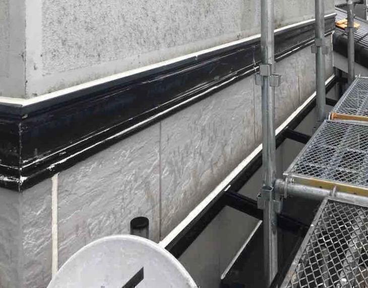 外壁のコーキングの打ち換えを行いました。　担当：上田航平・渡邊