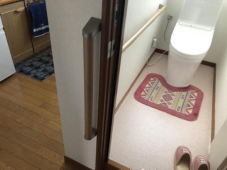 トイレに2ヶ所手すりをつけました！下地の位置を確認してから施工します！担当：高見・森井