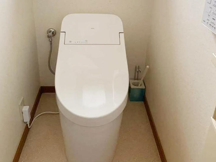 水漏れしていたので、トイレの交換をしました！自動で便座が空くようになりました！担当：渡邊