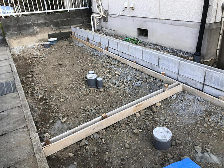 土間コンクリートの型枠が完成しました。次はコンクリートを流し込んでいきます！担当：高見
