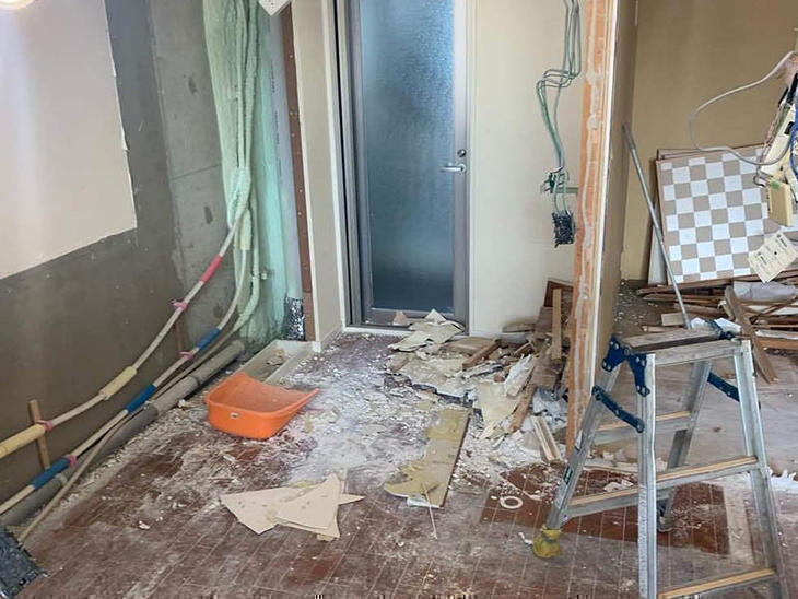 マンション内部の解体工事が順調に進んでいます。担当：藤井信秀