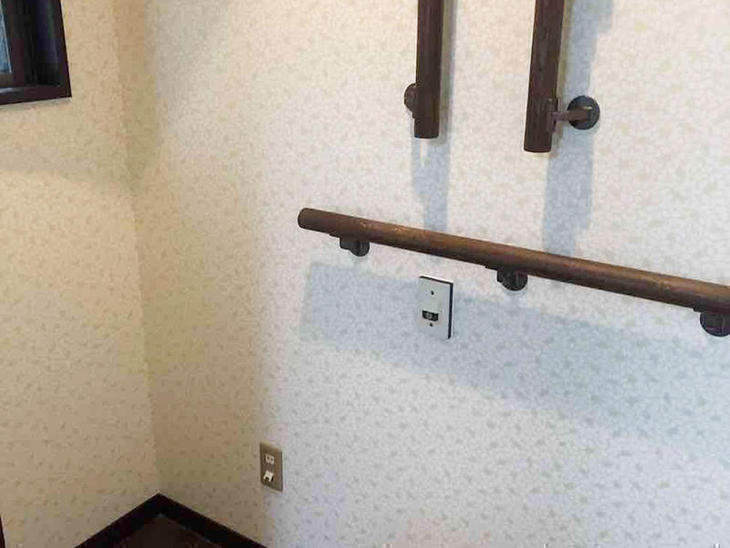 トイレのクロス貼り替え終えました！この後トイレを設置しました。担当：渡邊