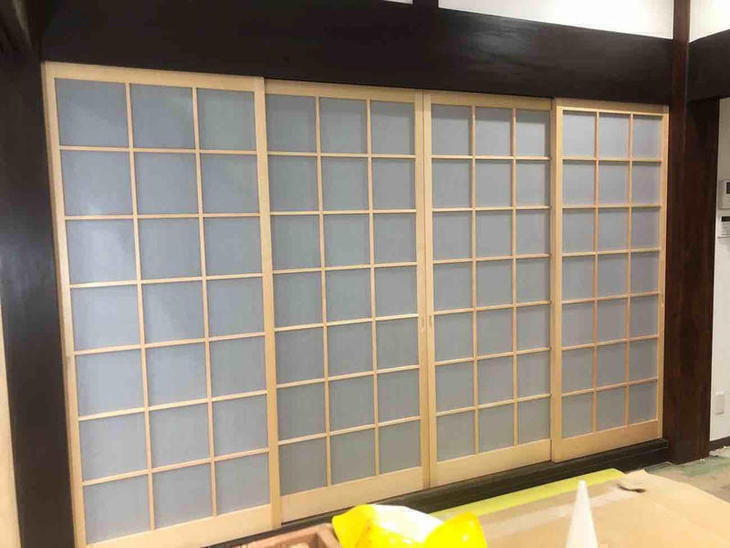 鴨居と敷居は既存を使い、4枚建ての建具を新調しました！【彦根店】古屋・島田