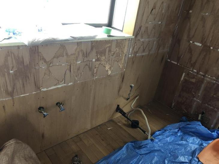 キッチンの解体が終わりました。このあと配線や配管を仕込んでいきます！【野洲店】高田