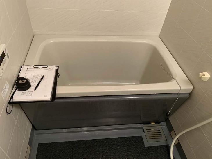 こちらのユニットバスを解体し、新しいものと交換します！【草津店】田代