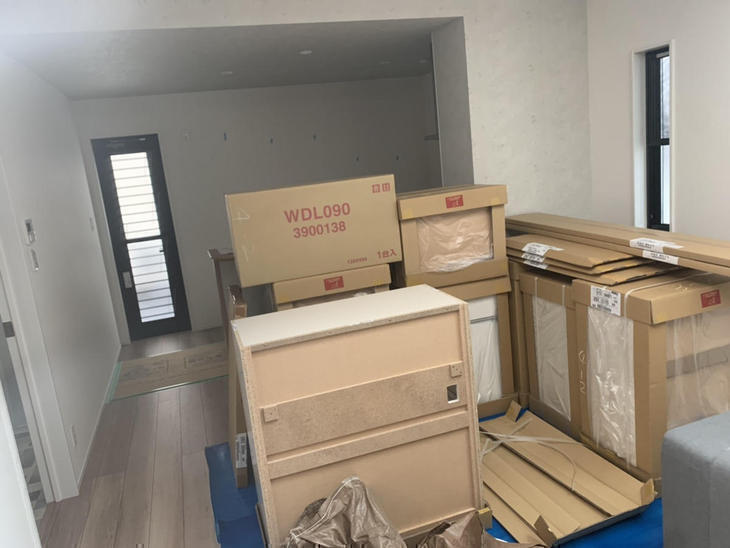カップボード納品しました。組み立てていきます！【草津栗東店】平塚
