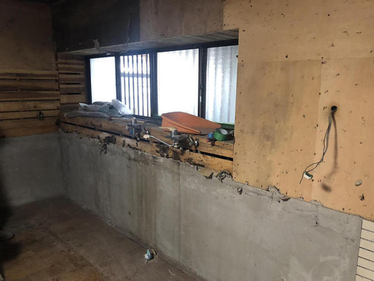 キッチンを解体しました！まだまだ解体が続きます。出来上がりが楽しみですね！【野洲店】西嶋・高田