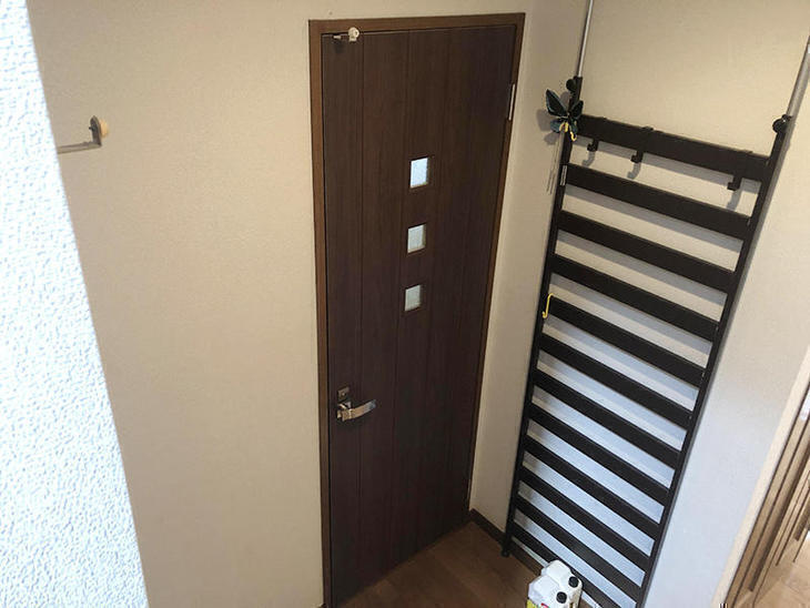 洗面所の建具を交換しました！またレバーハンドルからプッシュプルタイプにしました！【野洲店】高田