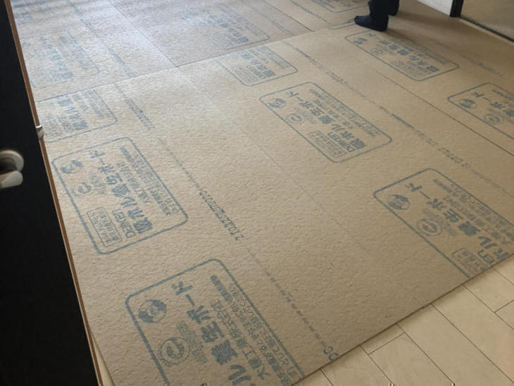 クロスを貼り替えるため、養生中です【草津栗東店】日浦