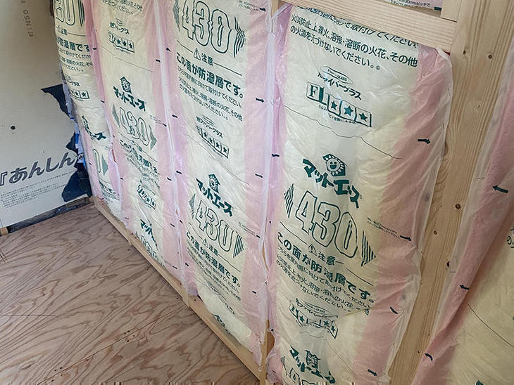 断熱材を入れました！これで、部屋の温度が保たれます。【野洲店】田井中