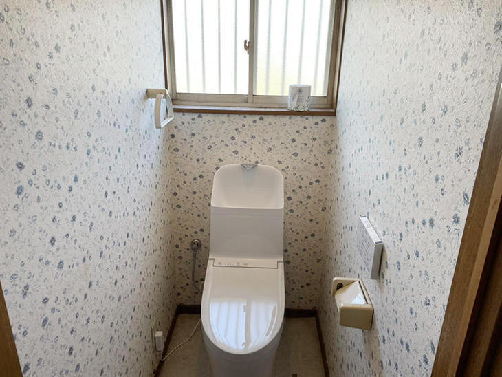 新しいトイレに交換していただきました！一体型トイレでお掃除がラクラクです！【彦根店】早川