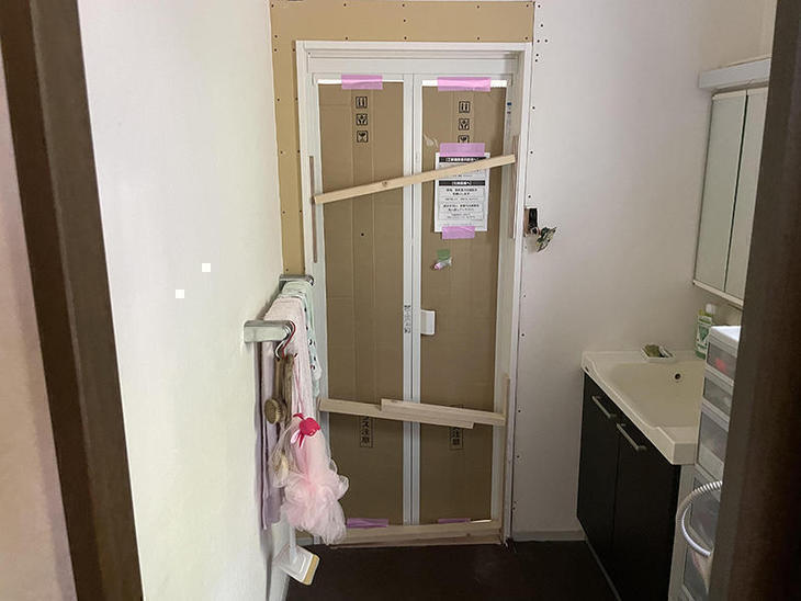お風呂の間仕切り壁を造作しました。【野洲店】北川  
