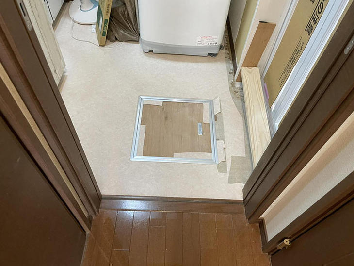 床下点検口を取り付けました！これで何かあった時はここから点検ができるようになります。【野洲店】先山