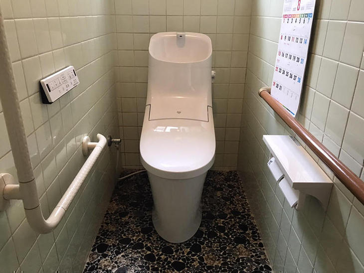 トイレをTOTO　ZRに交換！ご不便なところを解消し、見た目もスマートになりました！【八日市店】金ヶ﨑
