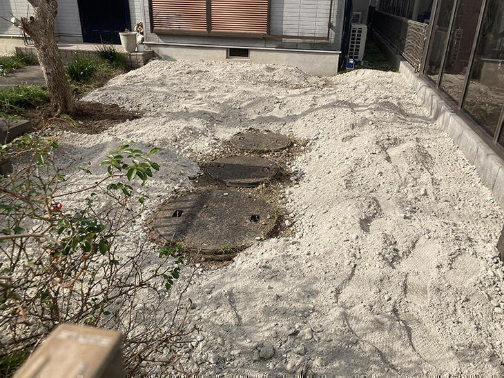 土間を打設するにあたって砂利を敷きました。【水口店】越田