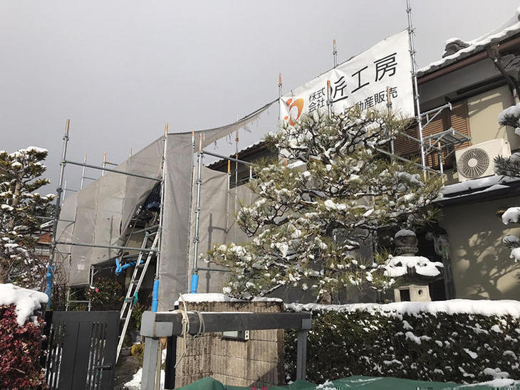 外壁塗装の為足場を組立ました。【大津湖西店】上田滉大