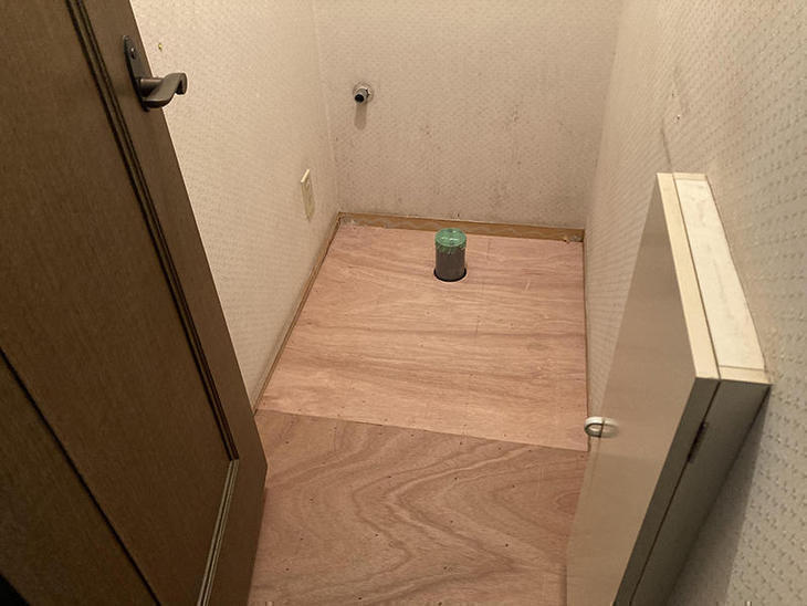 トイレの床を張り替えました。【水口店】越田