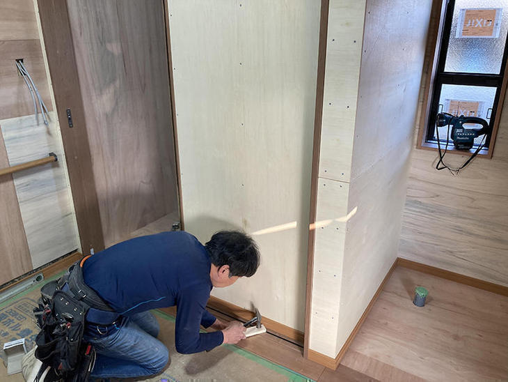 ドア枠を設置しました。【水口店】亀田・越田