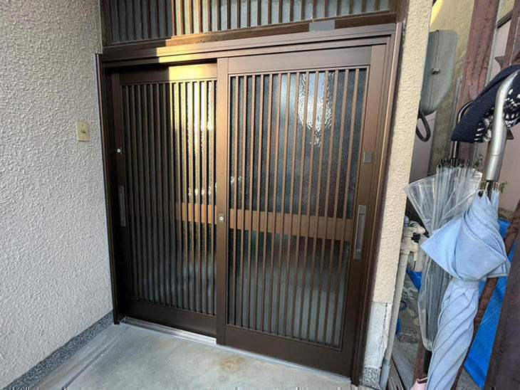 玄関ドアをカバー工法で交換しました！リクシルのリシェントです。【八日市店】金ヶ﨑