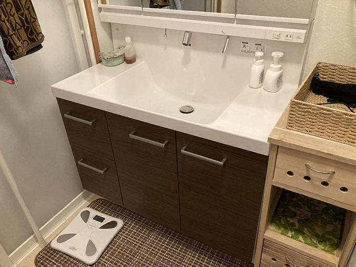 洗面台を交換致しました。W900サイズです！【水口店】越田