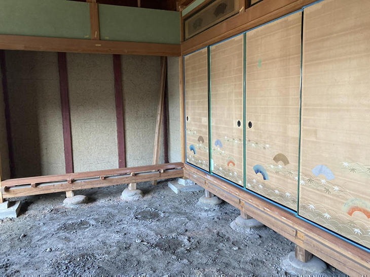 床の解体工事を行いました。大規模なリフォーム中です！ 【湖東湖北店】島田・白井・早川・吉岡