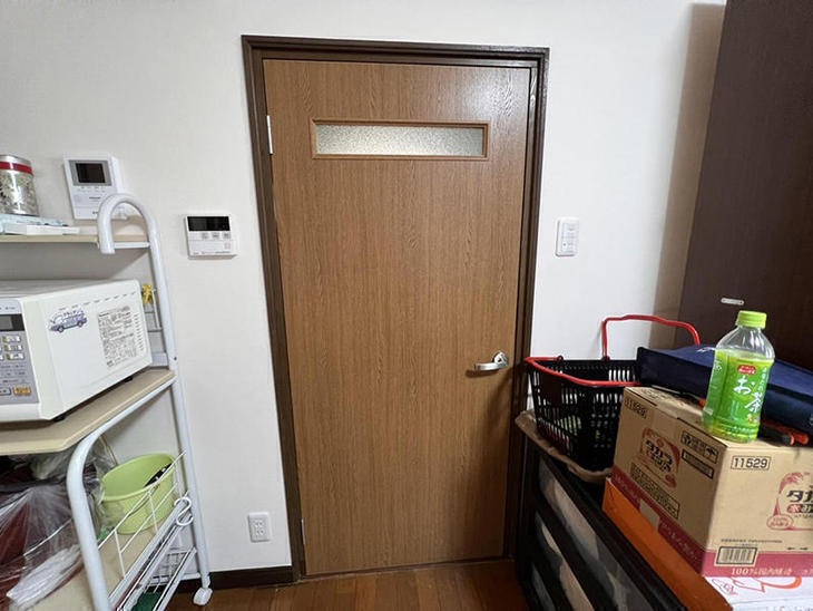 既存の枠を利用し、新しい建具を取り付けました！【水口店】藤井
