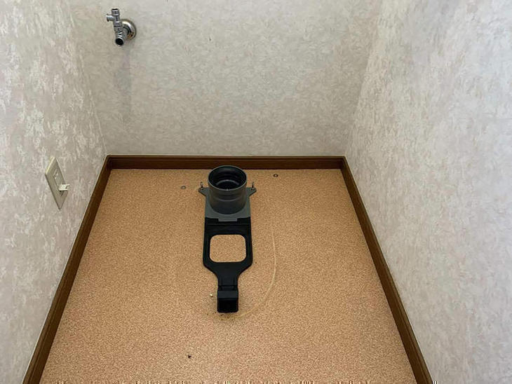 トイレの解体工事を行いました。このあと、素敵なトイレが取り付けられます！【湖東湖北店】金ヶ崎・吉岡