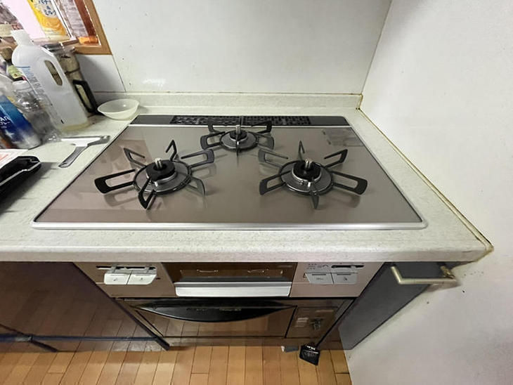 ガスコンロ設置工事を行いました。きれいなコンロになりました。【湖東湖北店】金ヶ崎・吉岡