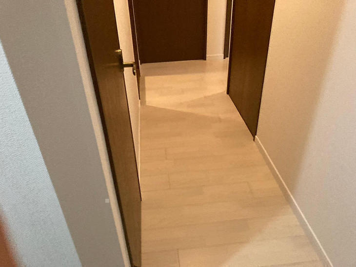 フローリングを貼り替えを行いました！床が綺麗になると印象がガラリと変わります！【野洲店】西嶋