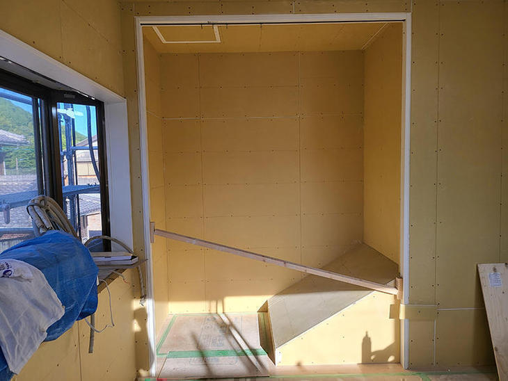 クローゼット枠を入れました【水口店】中村