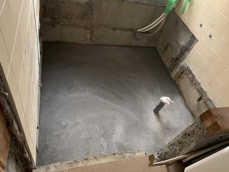 在来工法のお風呂を解体後に土間コンクリートを打設しました。【大津湖西店】築山・山本梨生