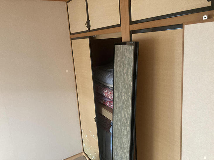 襖を引き上げてもらいます。新しく貼り替えてもらって、後日納品されます。【野洲店】西嶋