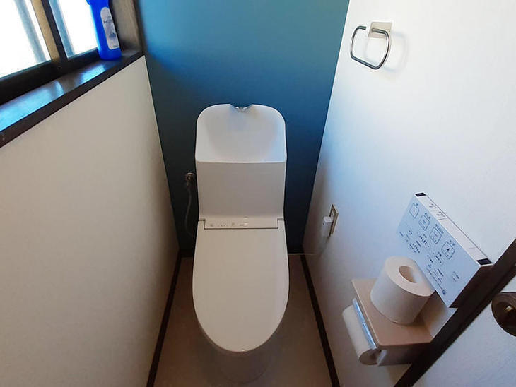 【TOTO  ZR1】を設置しました。トイレの交換を期に内装も一新しました。【水口店】太田