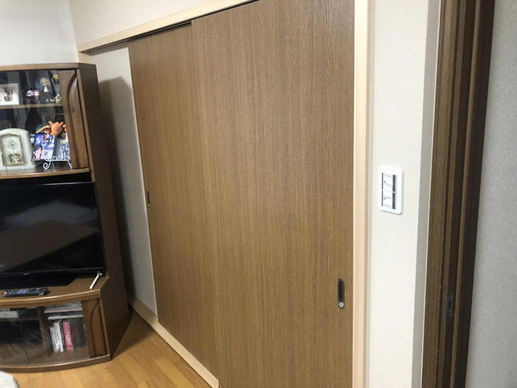 和室と洋室の壁解体し、建具にて繋げました。【湖東湖北店】堀