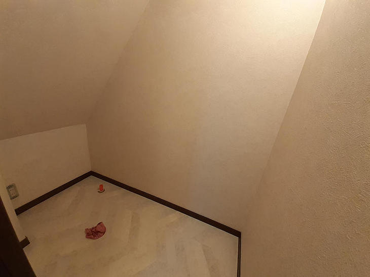 トイレのクロスとCFを貼り替えました。これからトイレを設置します。【水口店】太田