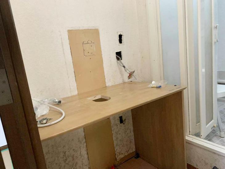 洗面台を1から造作しております！造作することでお客様のお好みの寸法に仕上げられます！【野洲店】野々下