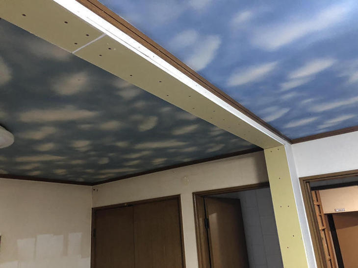 壁解体後して、垂れ壁造作しました。【湖東湖北店】堀