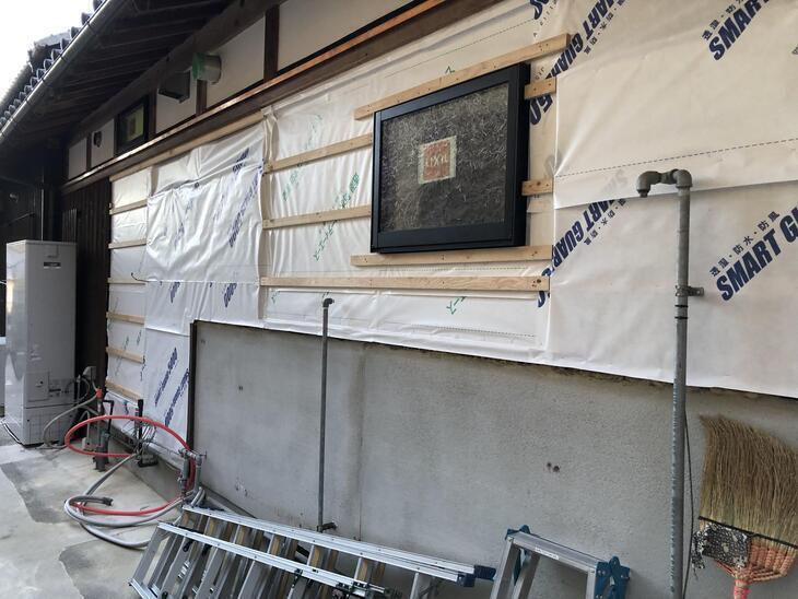 焼き板の下地をしました。【野洲店】野本