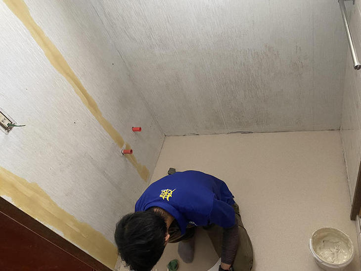 フロアの貼り替え完了しました。【湖東湖北店】早川・村島