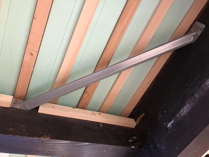 躯体につけることによって耐震効果があります【野洲店スタッフ】