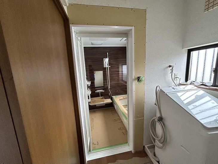 風呂間仕切りをしました【野洲店スタッフ】