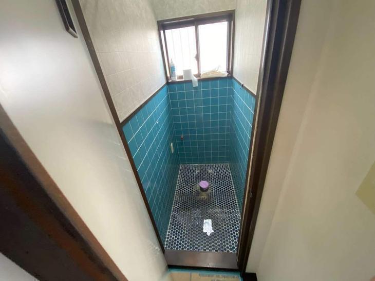 既存トイレを解体しました！【湖東湖北店スタッフ】